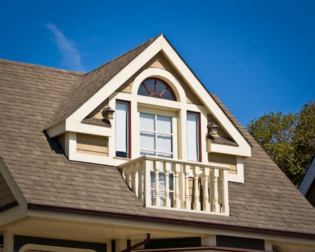 3 Benefits Professional Roof Cleaning Has To Offer